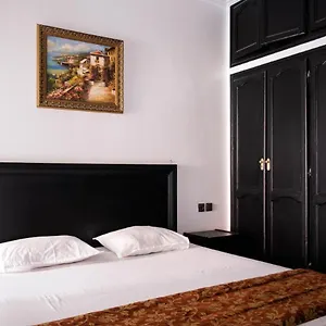  Aparthotel Hotel Apart Hlb