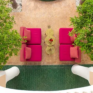  Riad Akasia